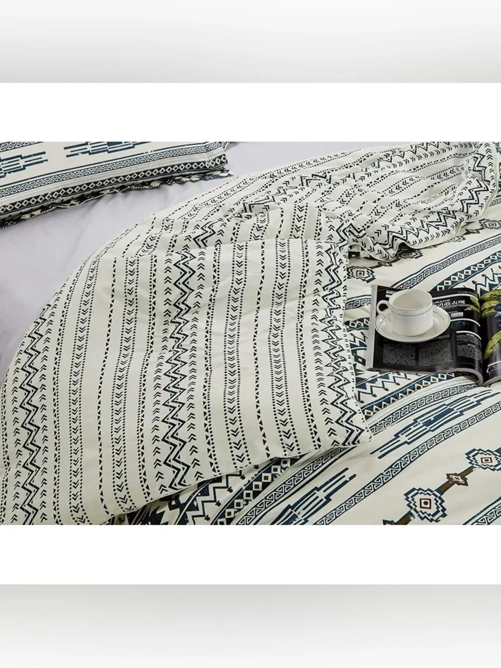 Aztec Stripe Comforter Set - Black & Cream
